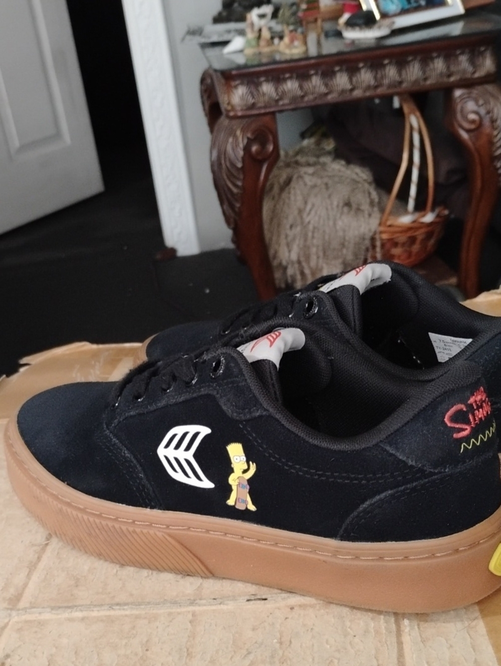 Cariuma The Simpsons 'El Barto' Shoes